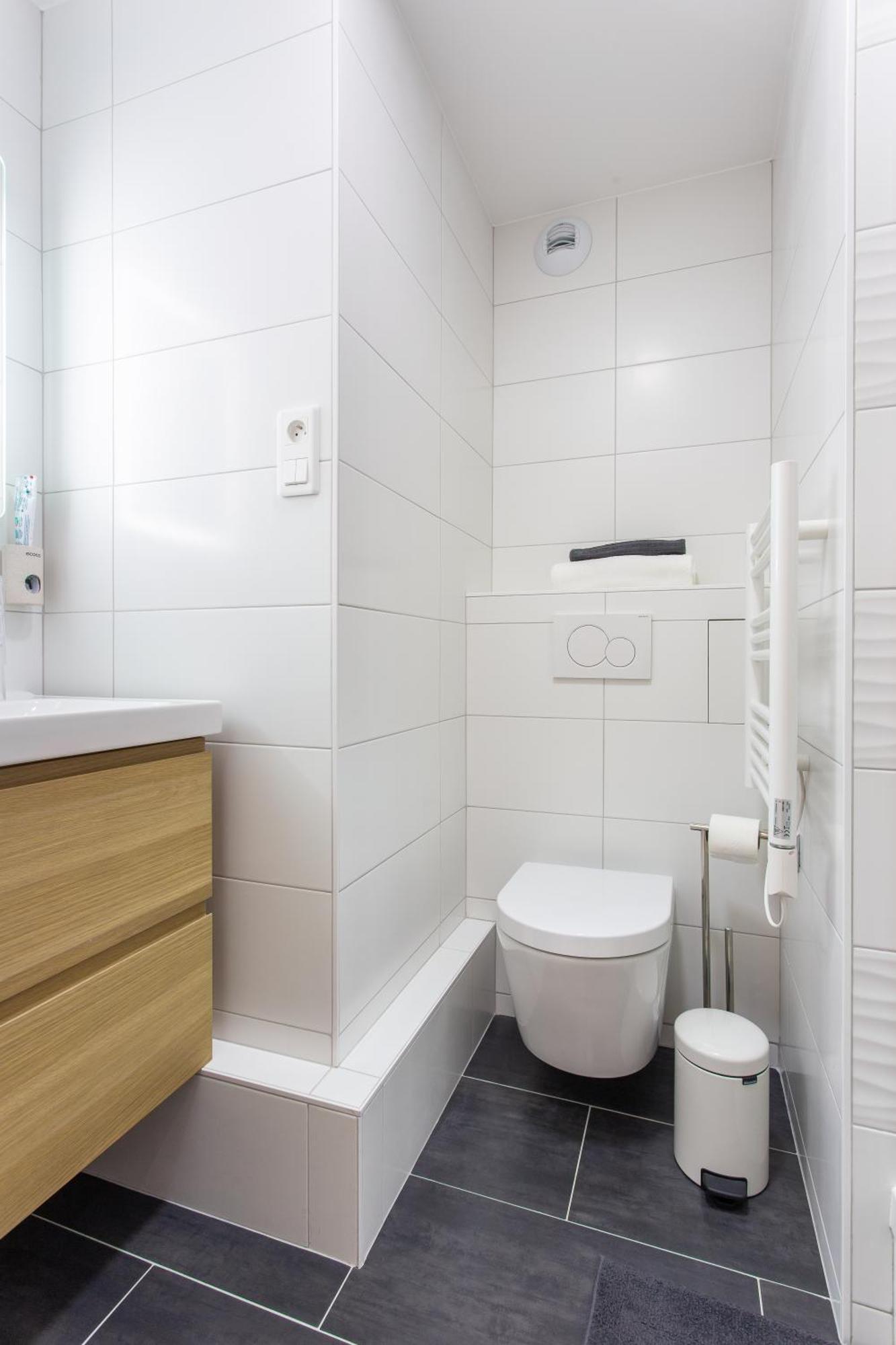 D&E - Paris-Disney - Holidays Apartment - Appartement De Vacances - 5 Chambres- 5 Sdb - 5 Bedrooms - 5 Bathrooms - Netflix Champs-Sur-Marne Esterno foto